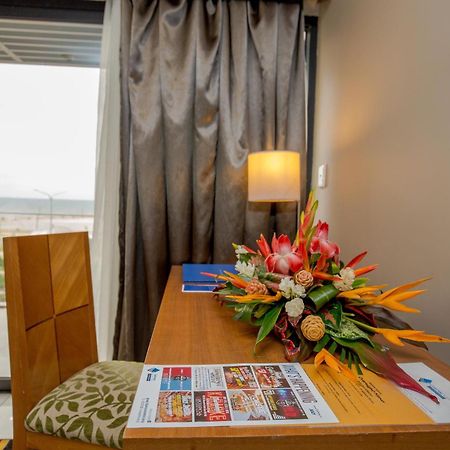 Ela Beach Hotel Порт-Морсбі Номер фото