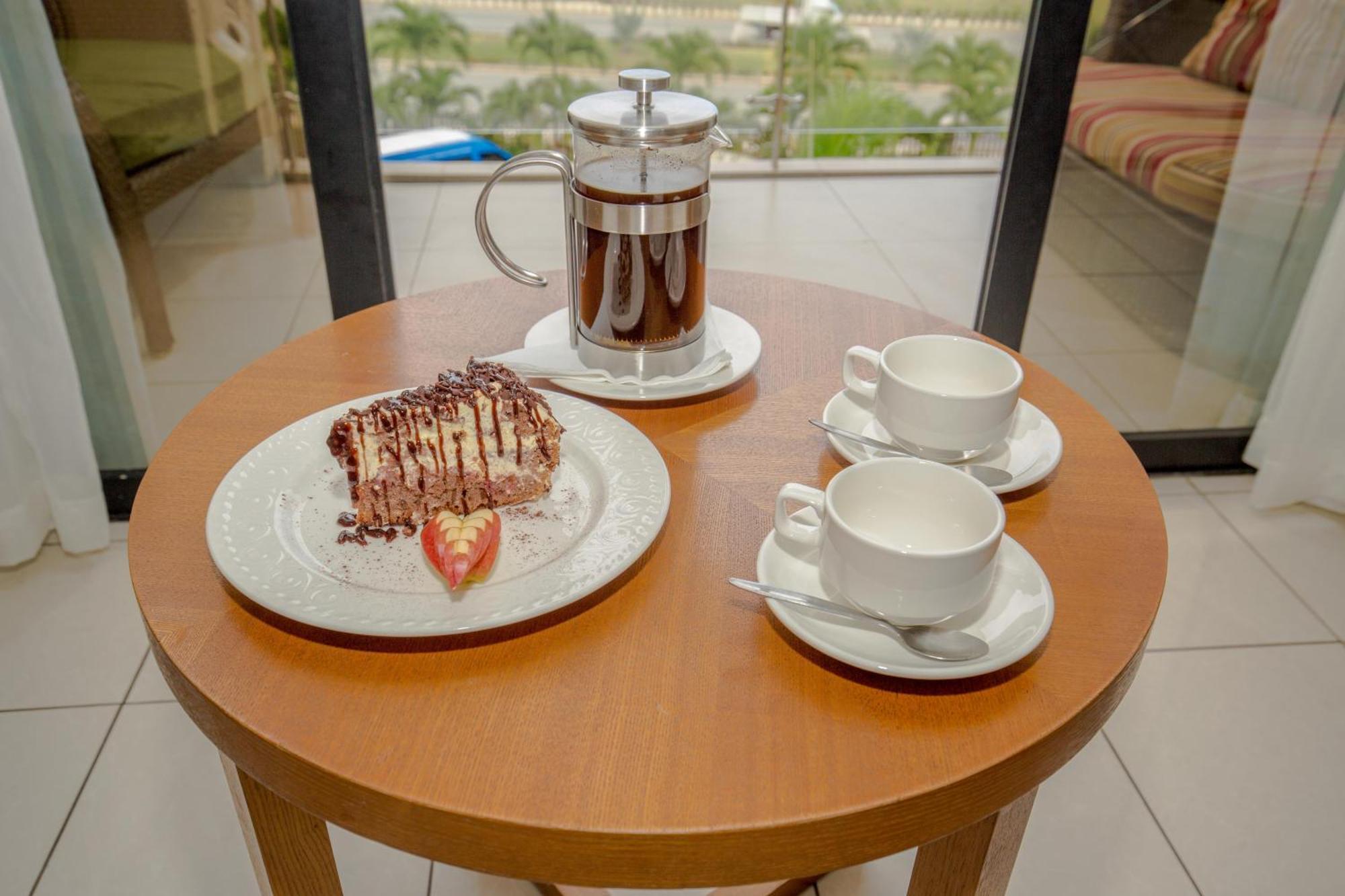 Ela Beach Hotel Порт-Морсбі Номер фото