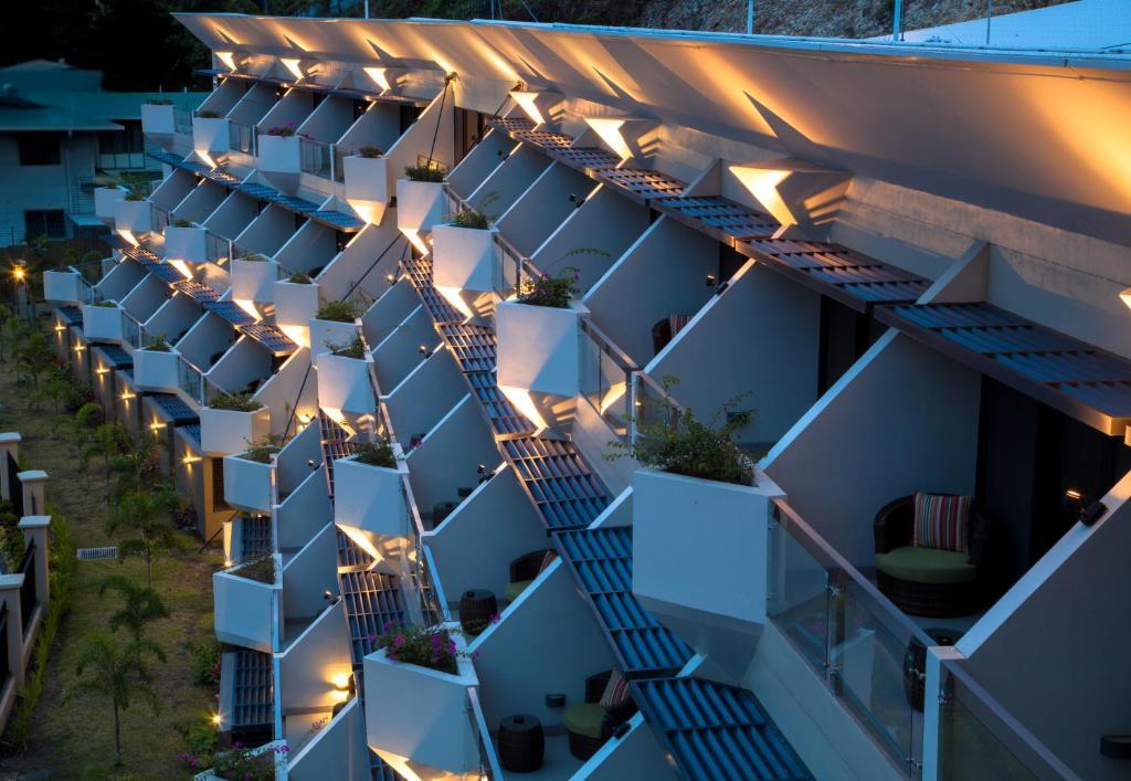 Ela Beach Hotel Порт-Морсбі Екстер'єр фото